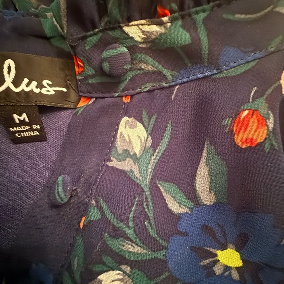 ✨HP✨ Lulus. Porch Swing Navy Blue Floral Print Skater Dress. Size Medium - Picture 8 of 8